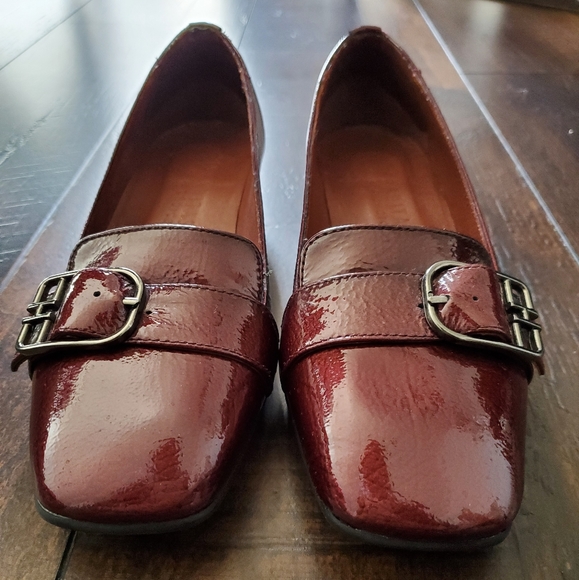 Hispanitas Shoes - Picture 9 of 13